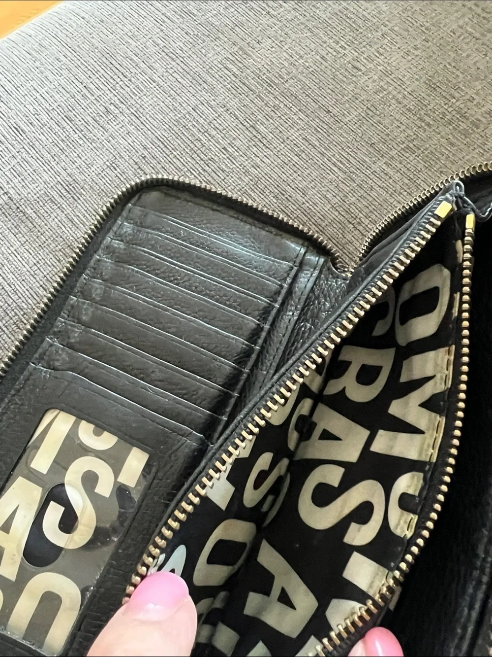 Marc By Marc Jacobs classic zip